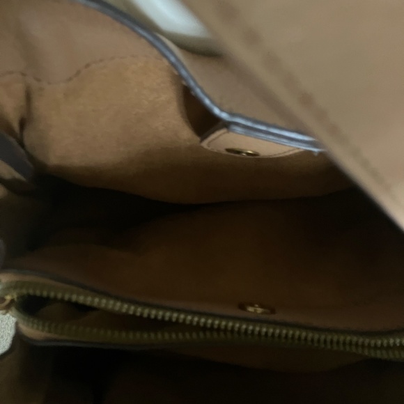 NWOT - Auburn Triple Compartment Convertible Crossbody - Picture 8 of 10